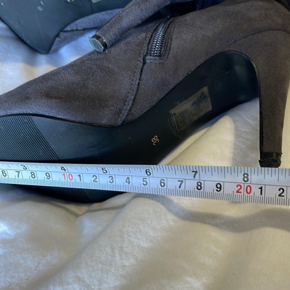Le Chateau Gray Faux Suede Over the Knee Boots with Stiletto Heel Size 38 - Picture 13 of 16